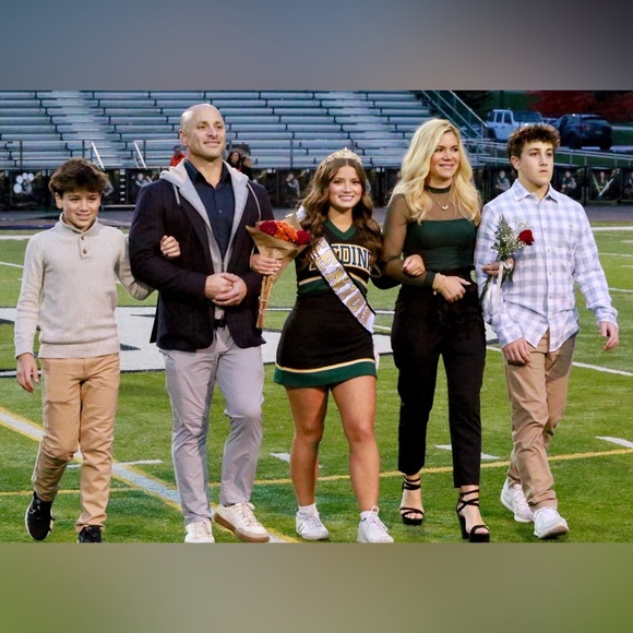 Meet your Posher, Melissa - Picture 7 of 8